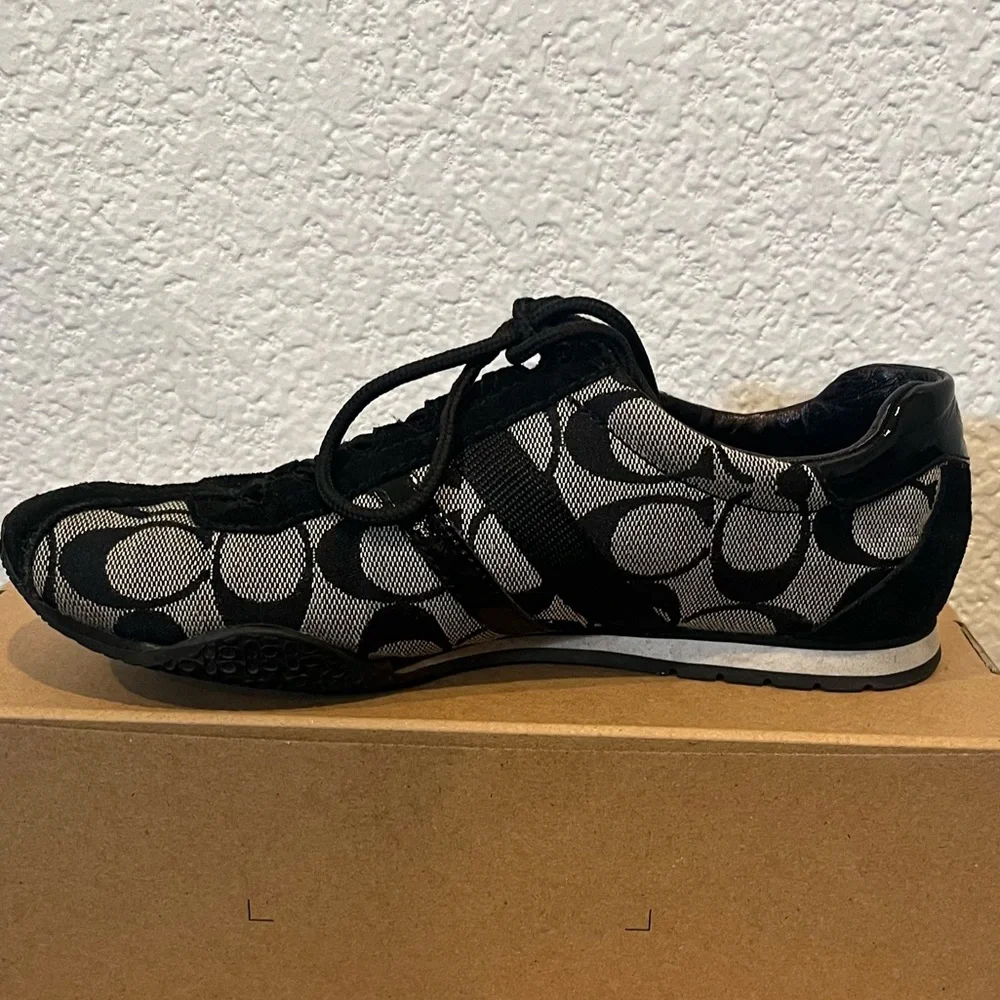 Coach Katelyn Sneakers - Picture 2 of 3